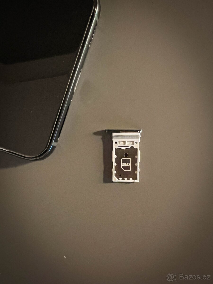 Samsung Galaxy S22 5G - 128GB - 8