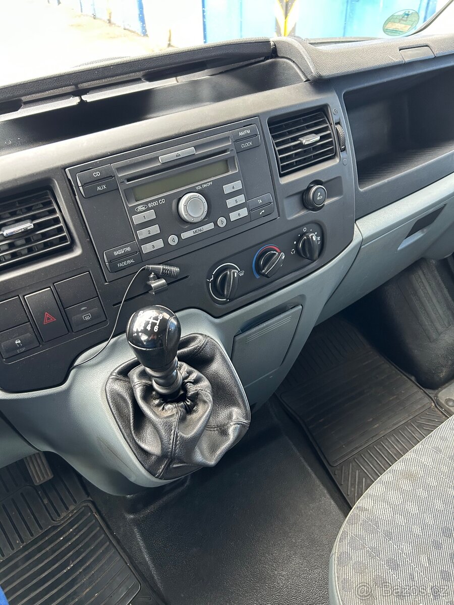 Ford Tranzit 350L - 8