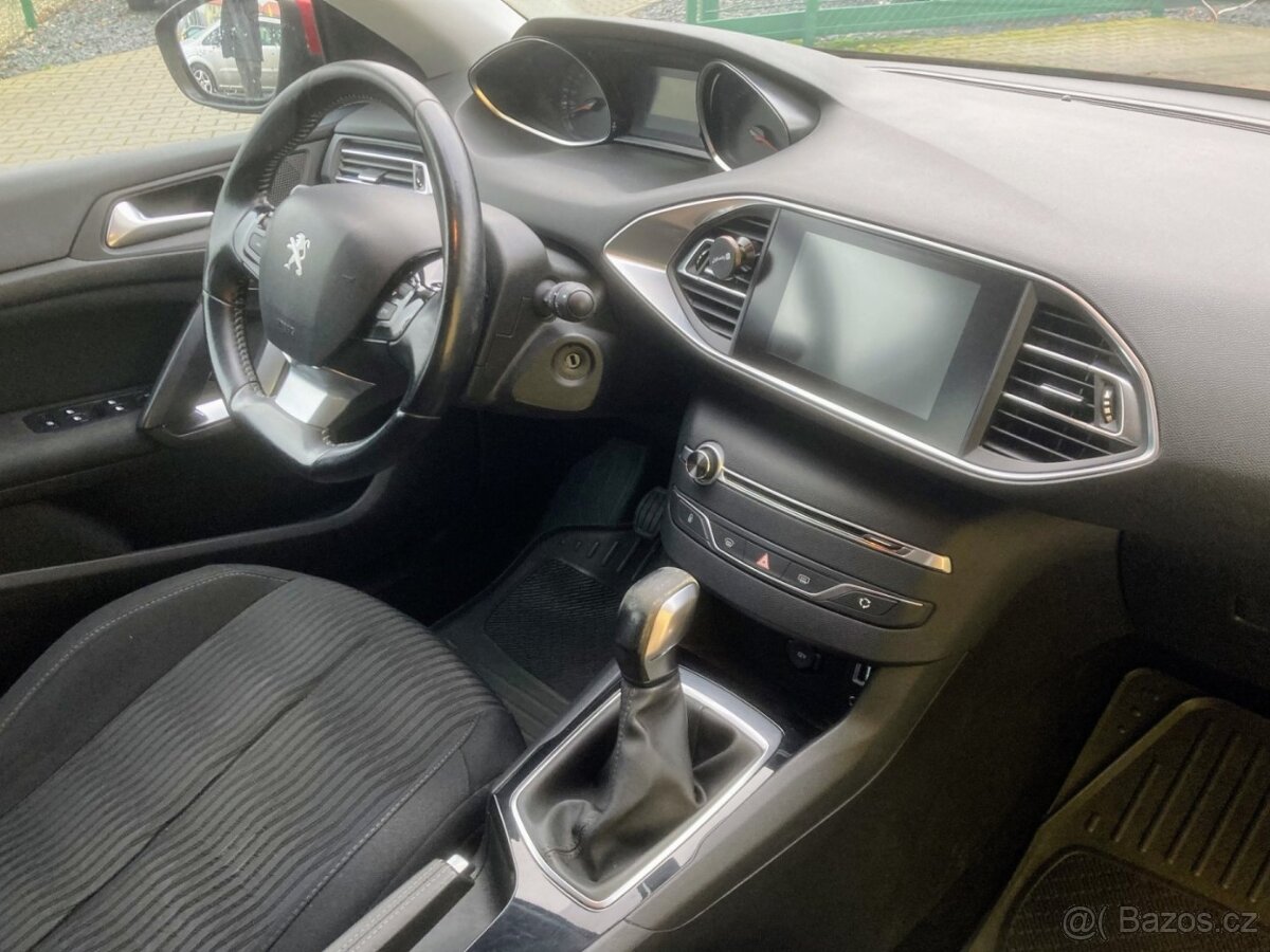 Peugeot 308 1,2 Pure Tech, SERV.KNIHA - 8