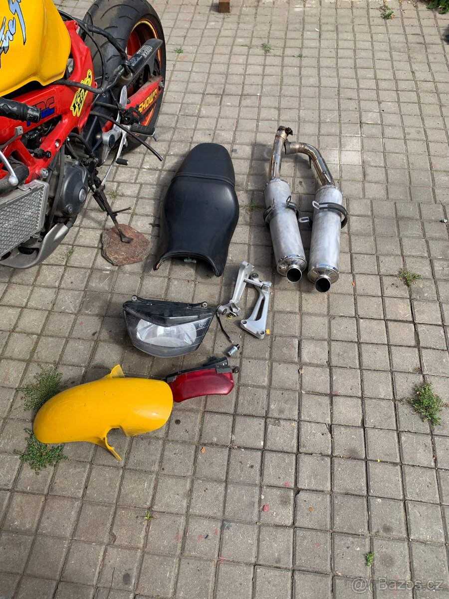 Honda VTR1000F 1997-2005 - 8