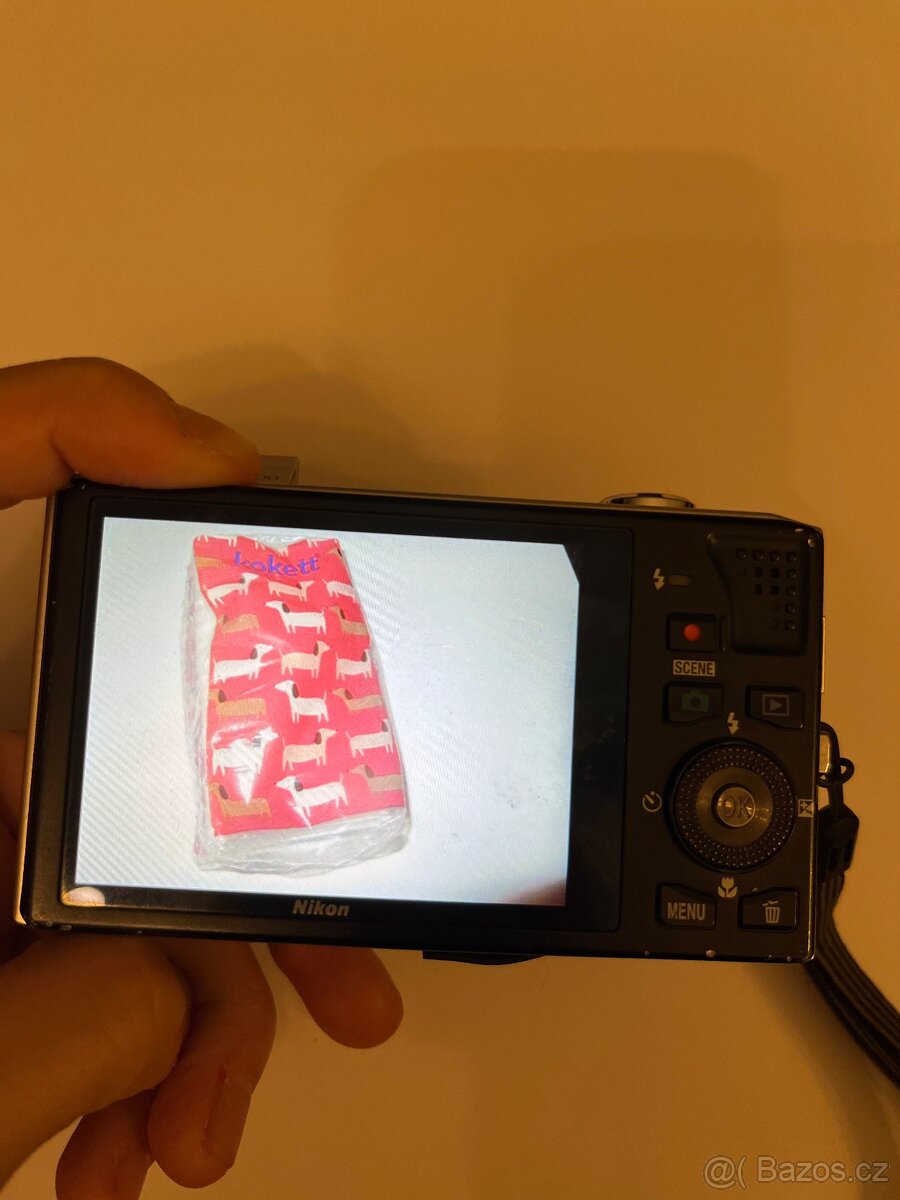 Nikon coolpix S8000 - 8