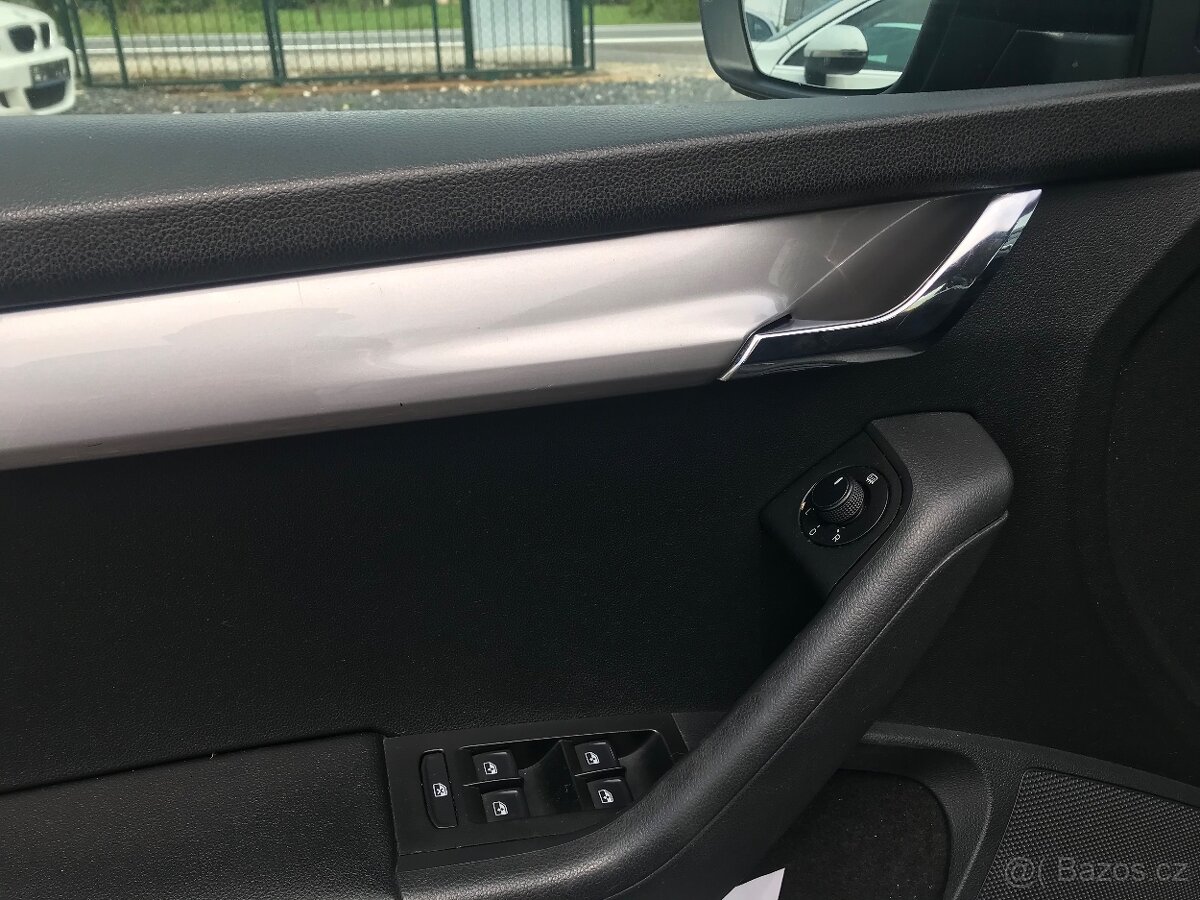Škoda Octavia, 1.6 TDI 85 KW,TEMPOMAT,ČR... - 8