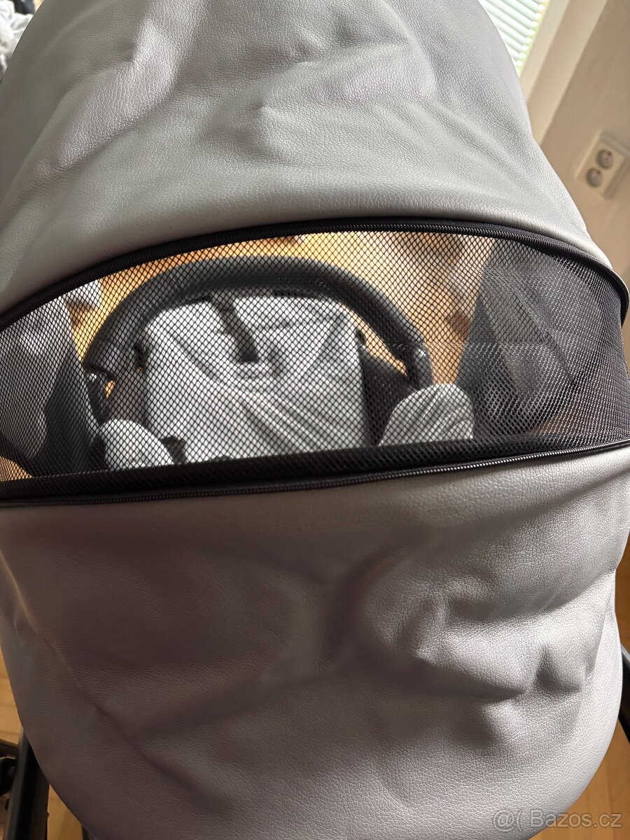 Tako kombinovaný kočárek Corona ECO a autosedačky - 8