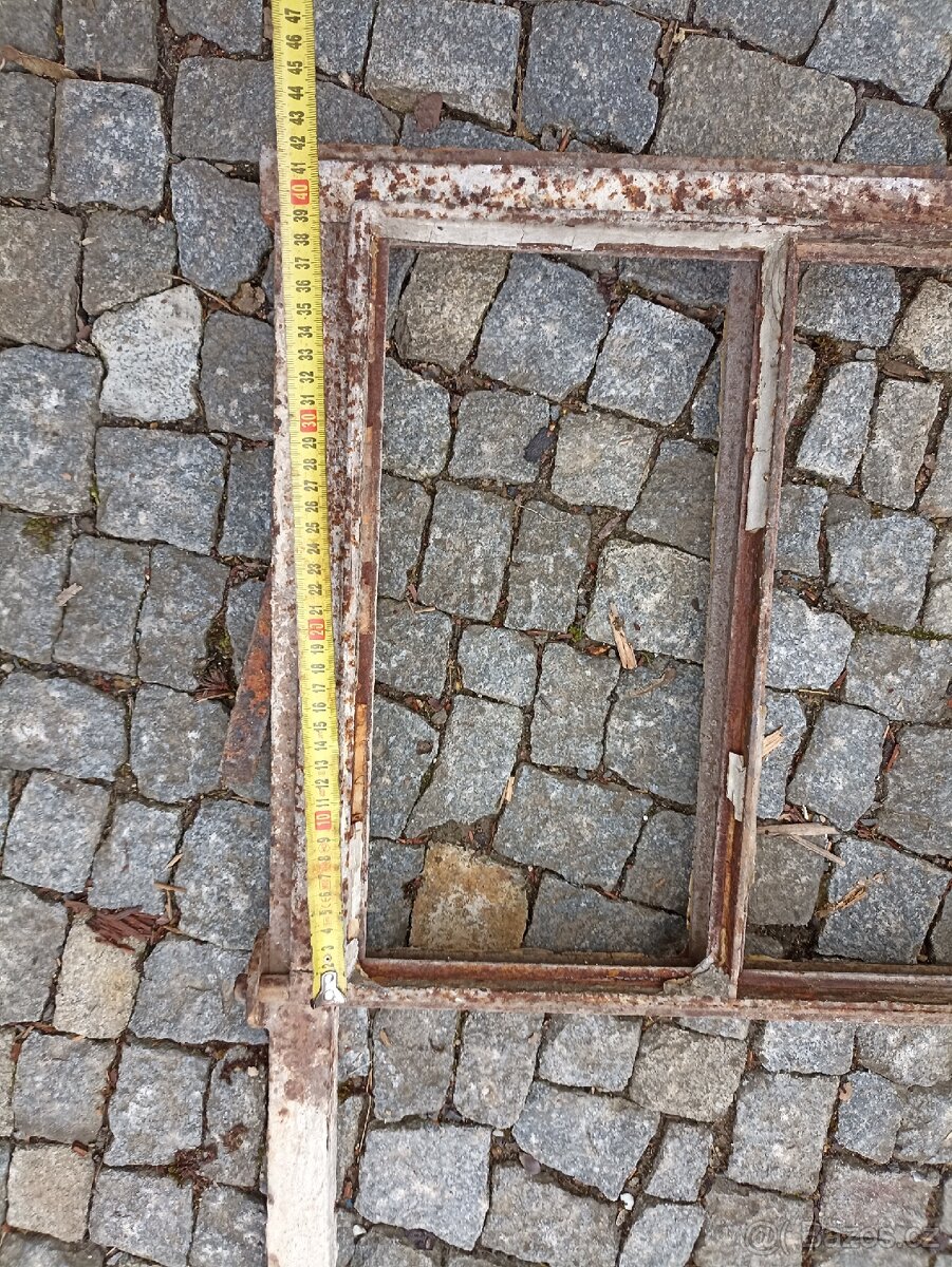 2 ks industriální, kovová okna - 8