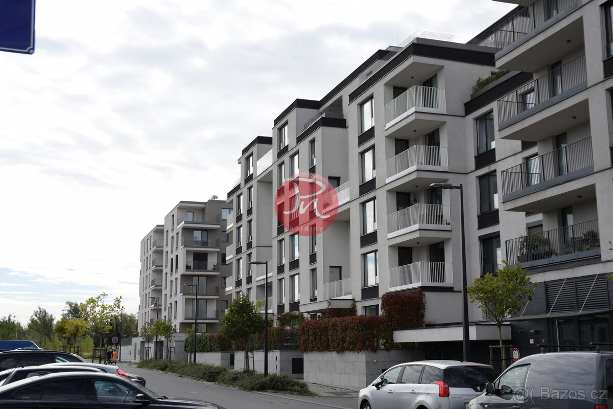 Pronájem nadstandardního bytu 2kk v rezidenci Nová Karolina - 8