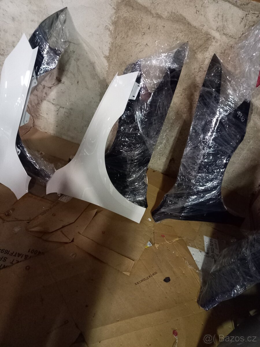 Škoda octavia fabia blatník jakákoliv barva, kus 3500,- - 8