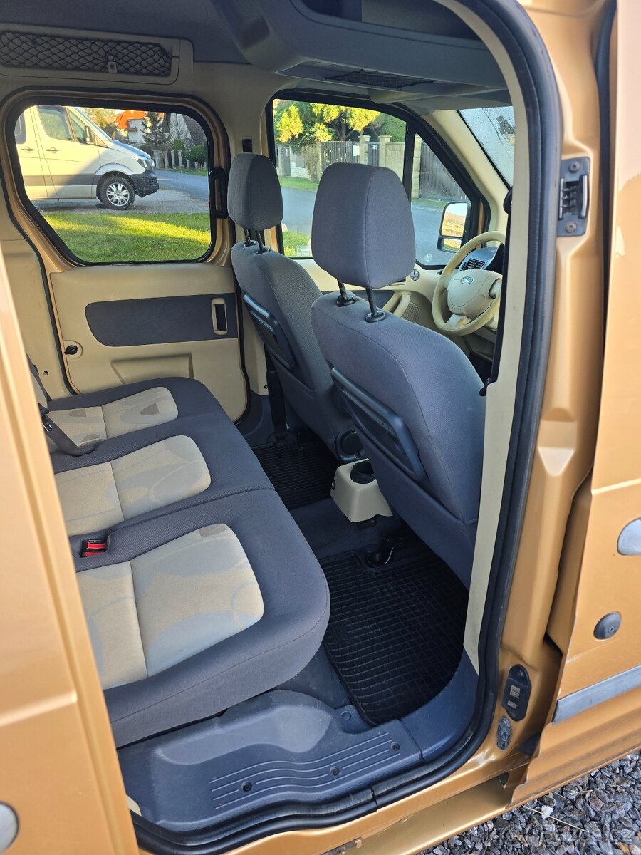 FORD TOURNEO CONNECT 200S - 8