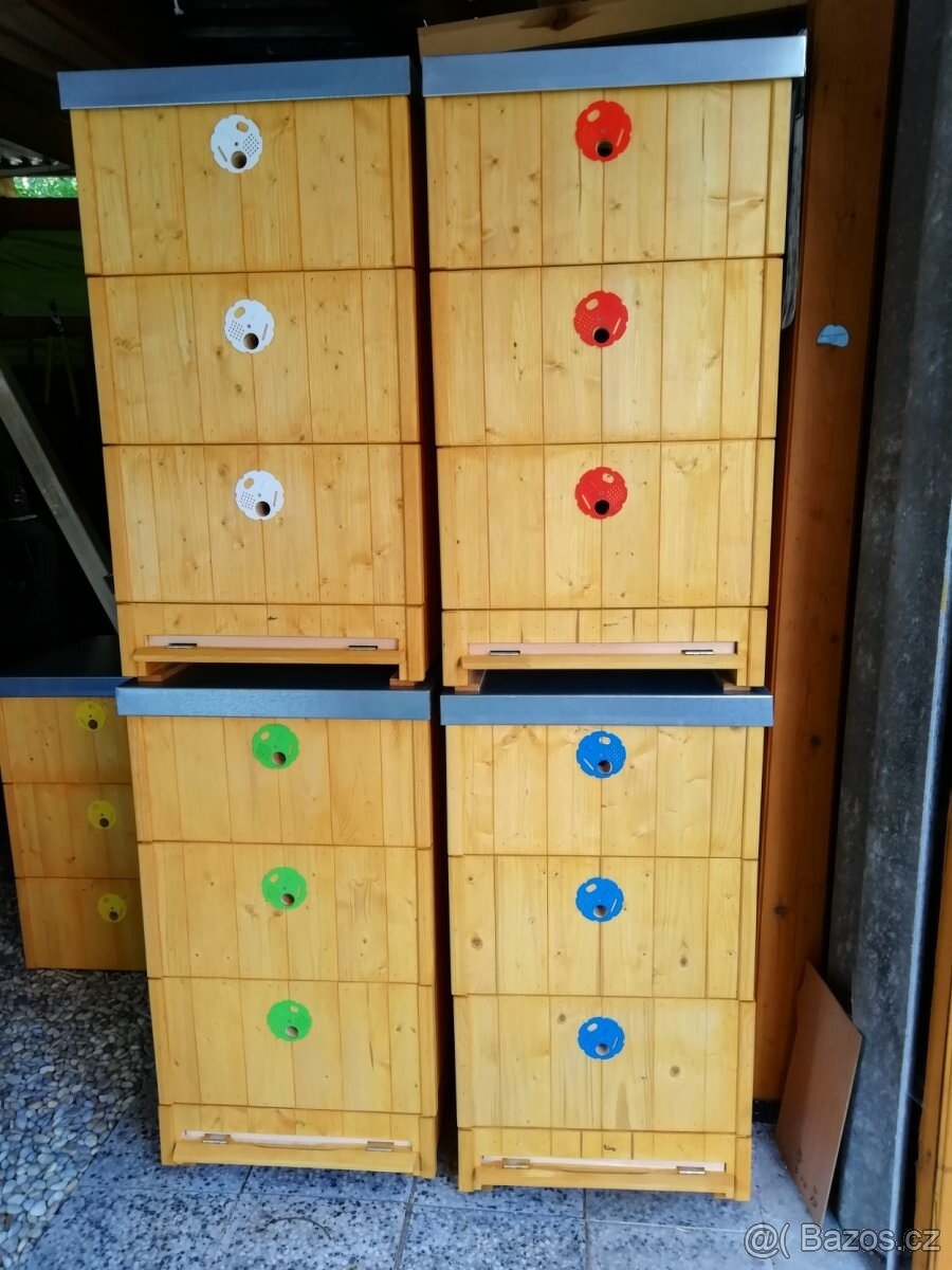 Nástavkové včelí úly - 8