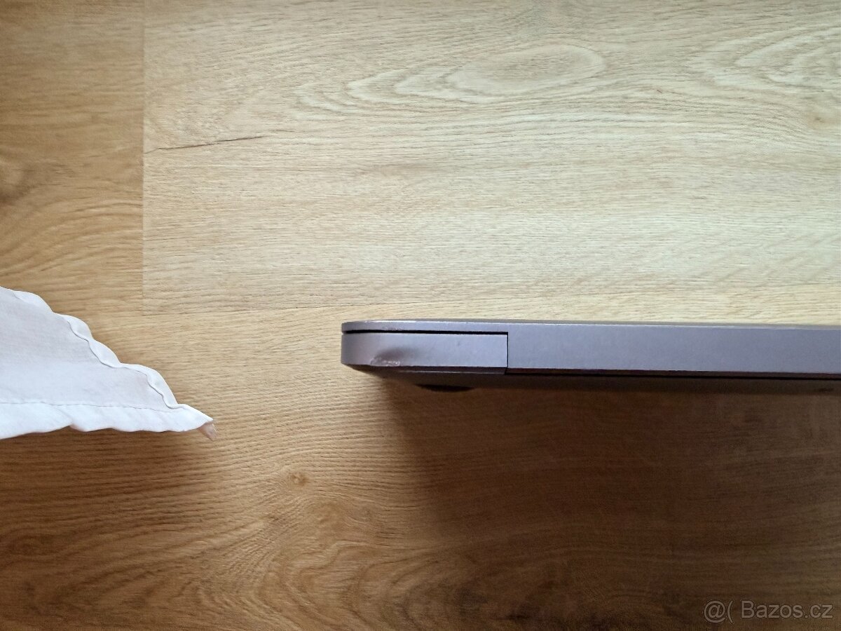 Macbook Air 2020 M1 - 16GB RAM / 256GB SSD - 8