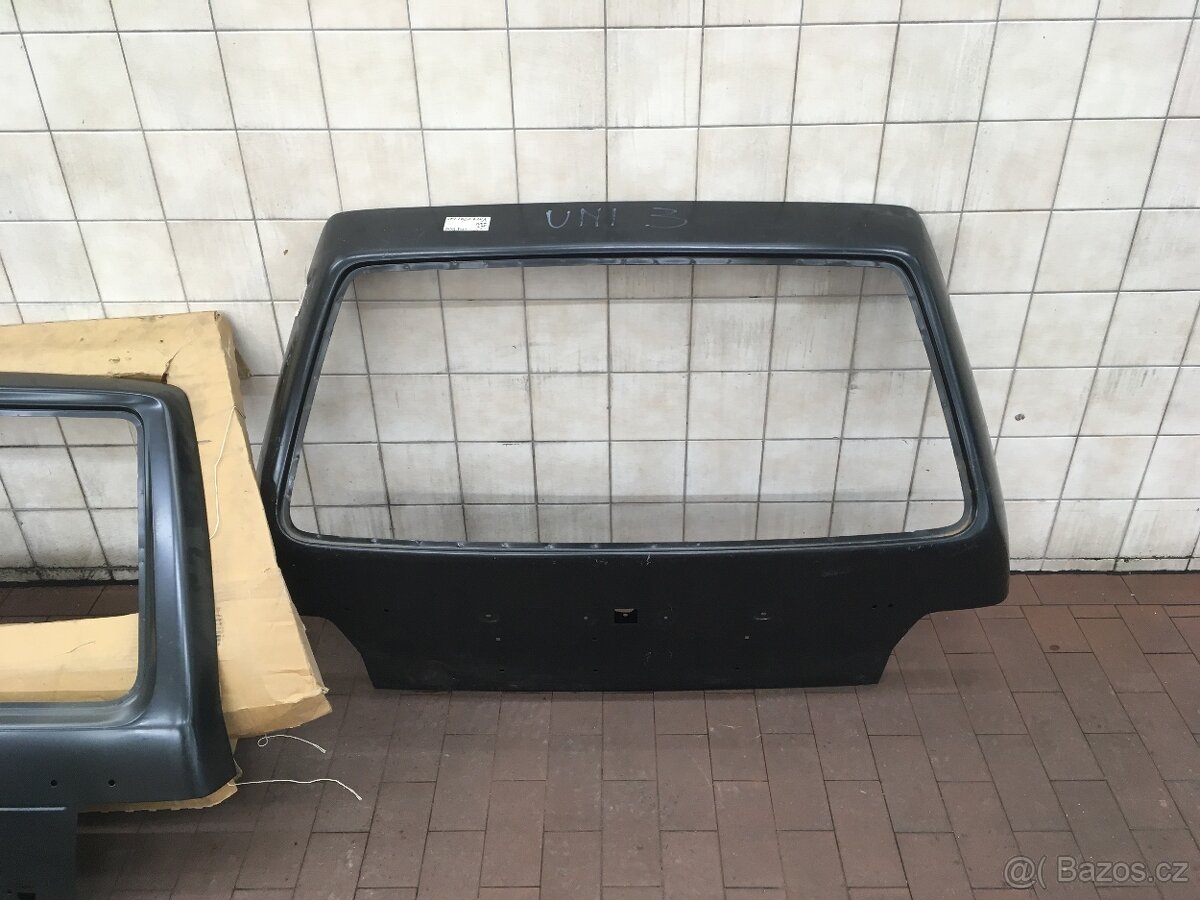 Prodám díly karoserie Fiat UNO - 8