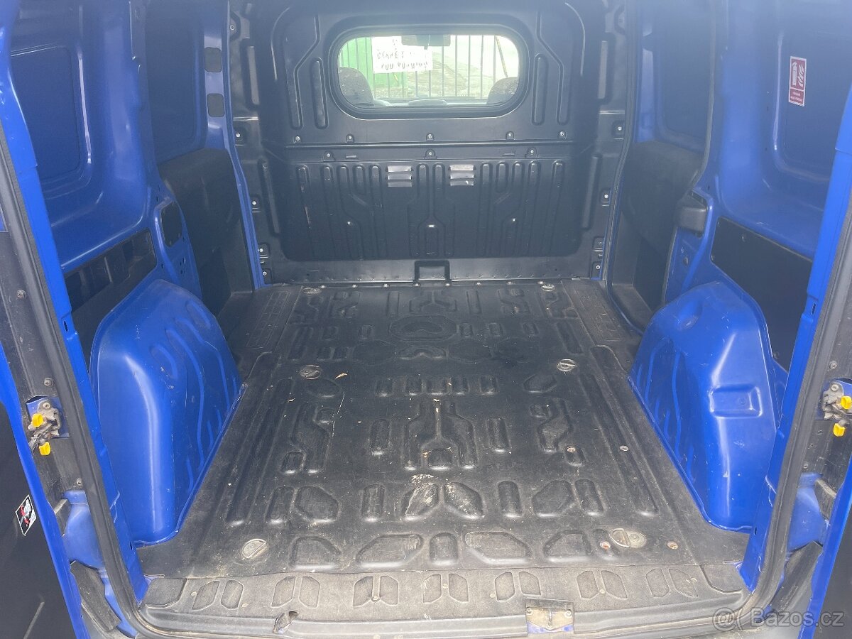 FIAT DOBLO CARGO 1,3 JTD - 8