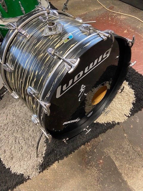 LUDWIG DeLuxe Classic bass drum - 8