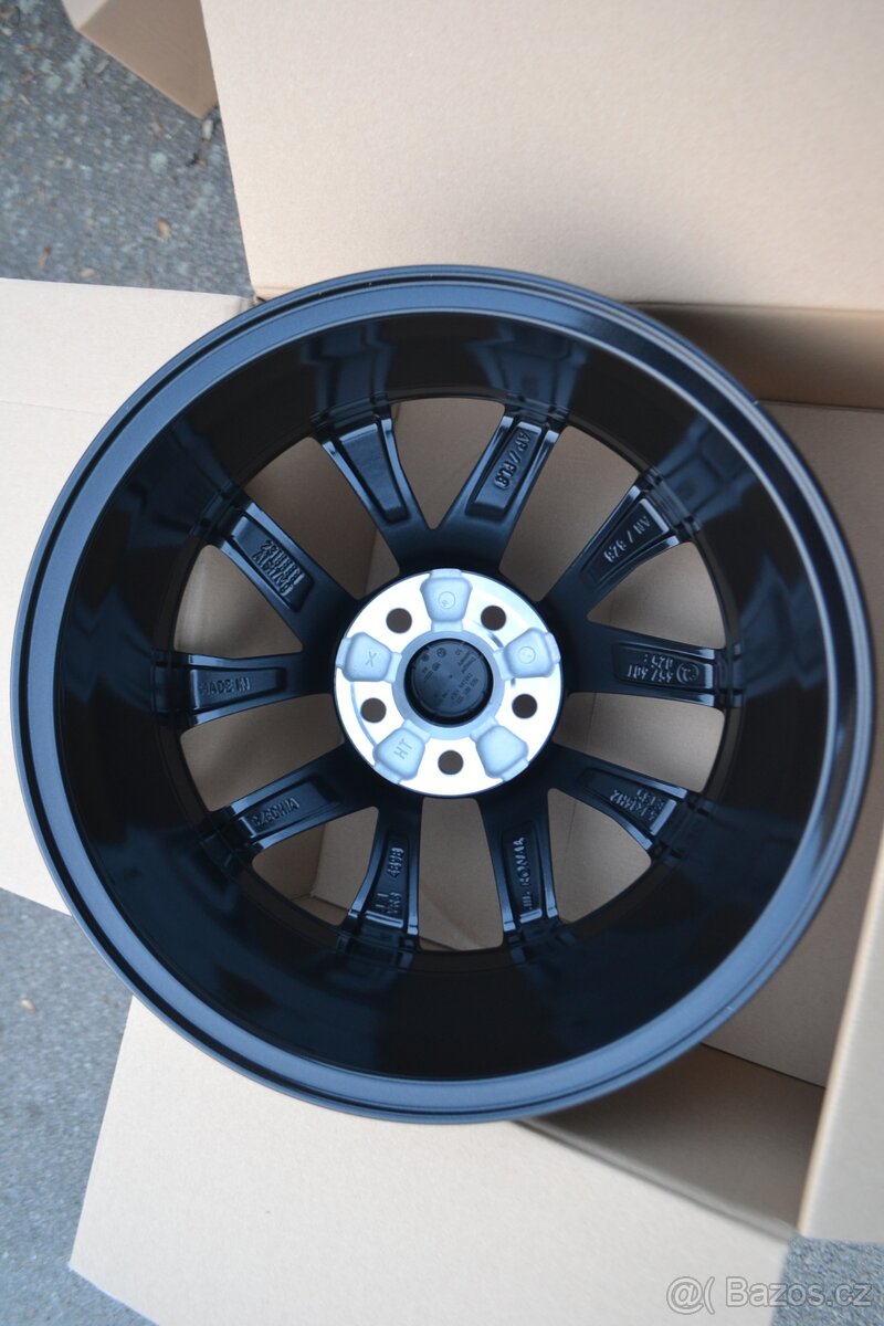 Škoda Kamiq/Scala,S.Arona– NOVÉ 16 originál Alu disky-černé - 8