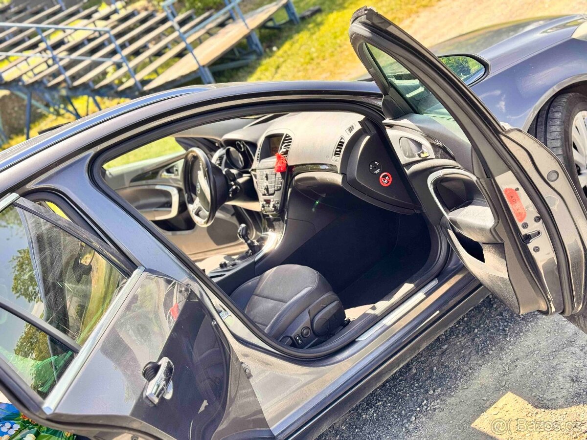 Opel Insignia A combi 2009 - 8