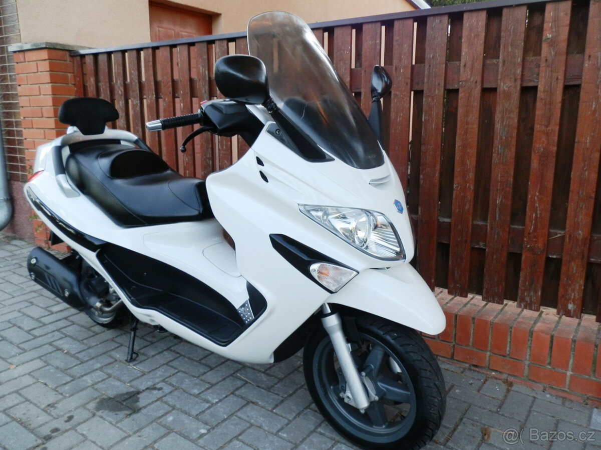 Piaggio X-Evo 125 2012 - 8
