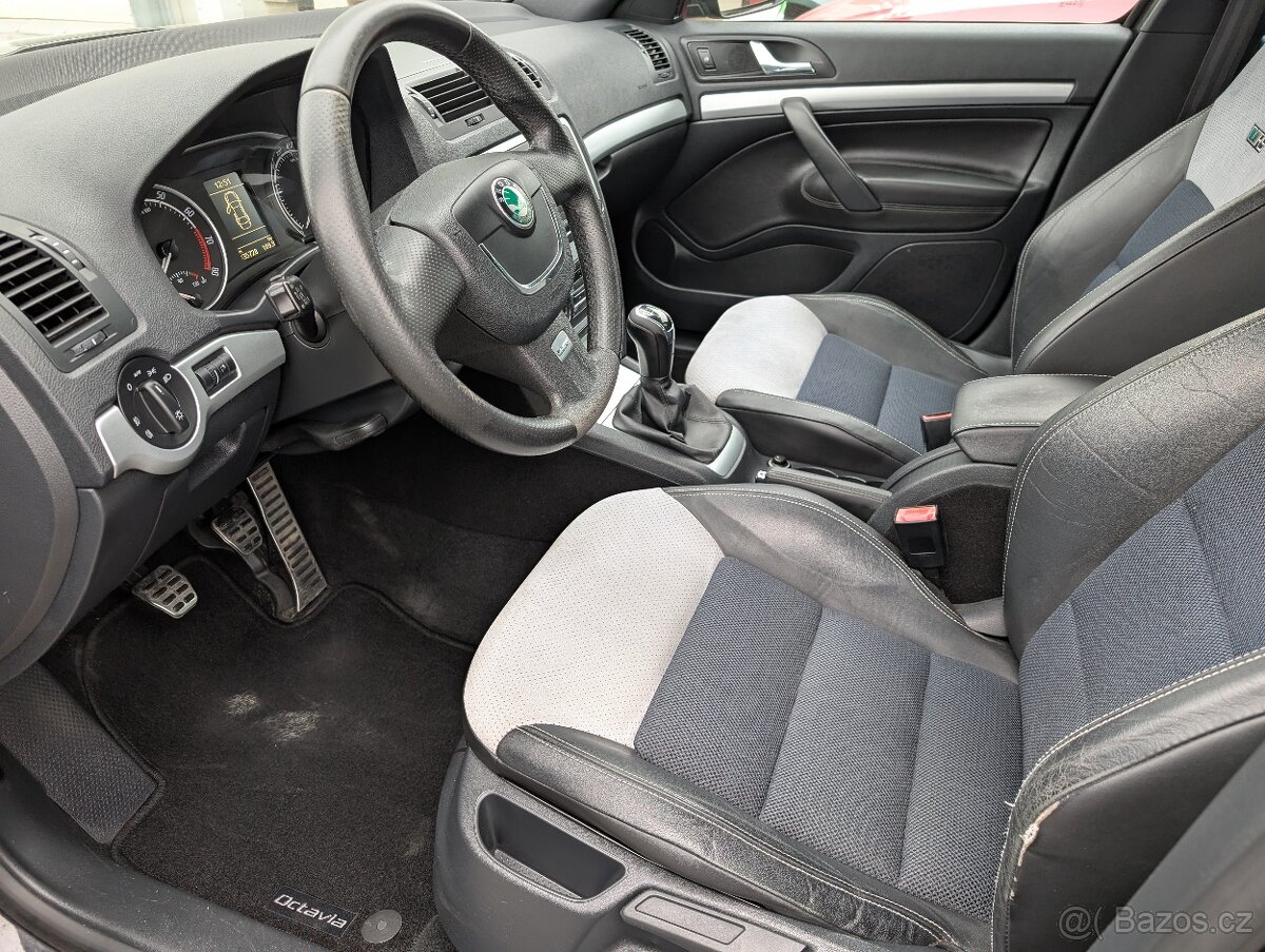 ŠKODA OCTAVIA II RS COMBI 2.0TSi 177kW F.C. JEN 135TKM - 8