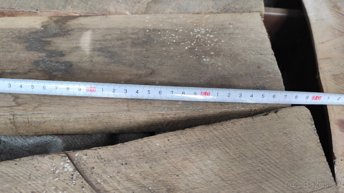 Staré suché listnaté dřevo - 8