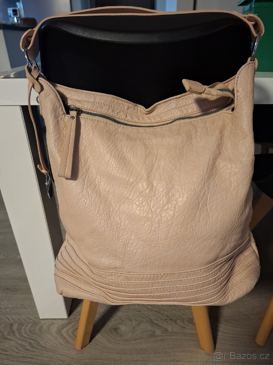 Velká kabelka - 8
