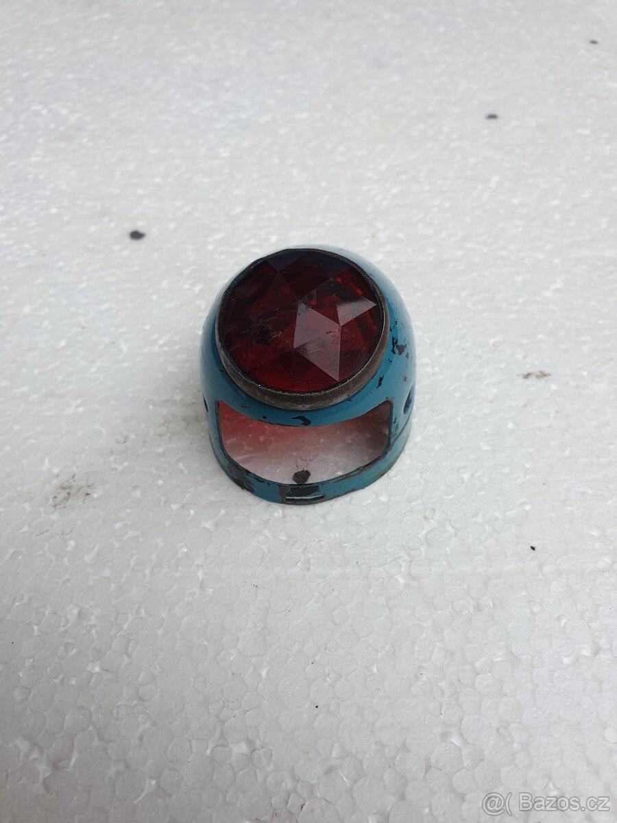 Kryt zadního světla - 8