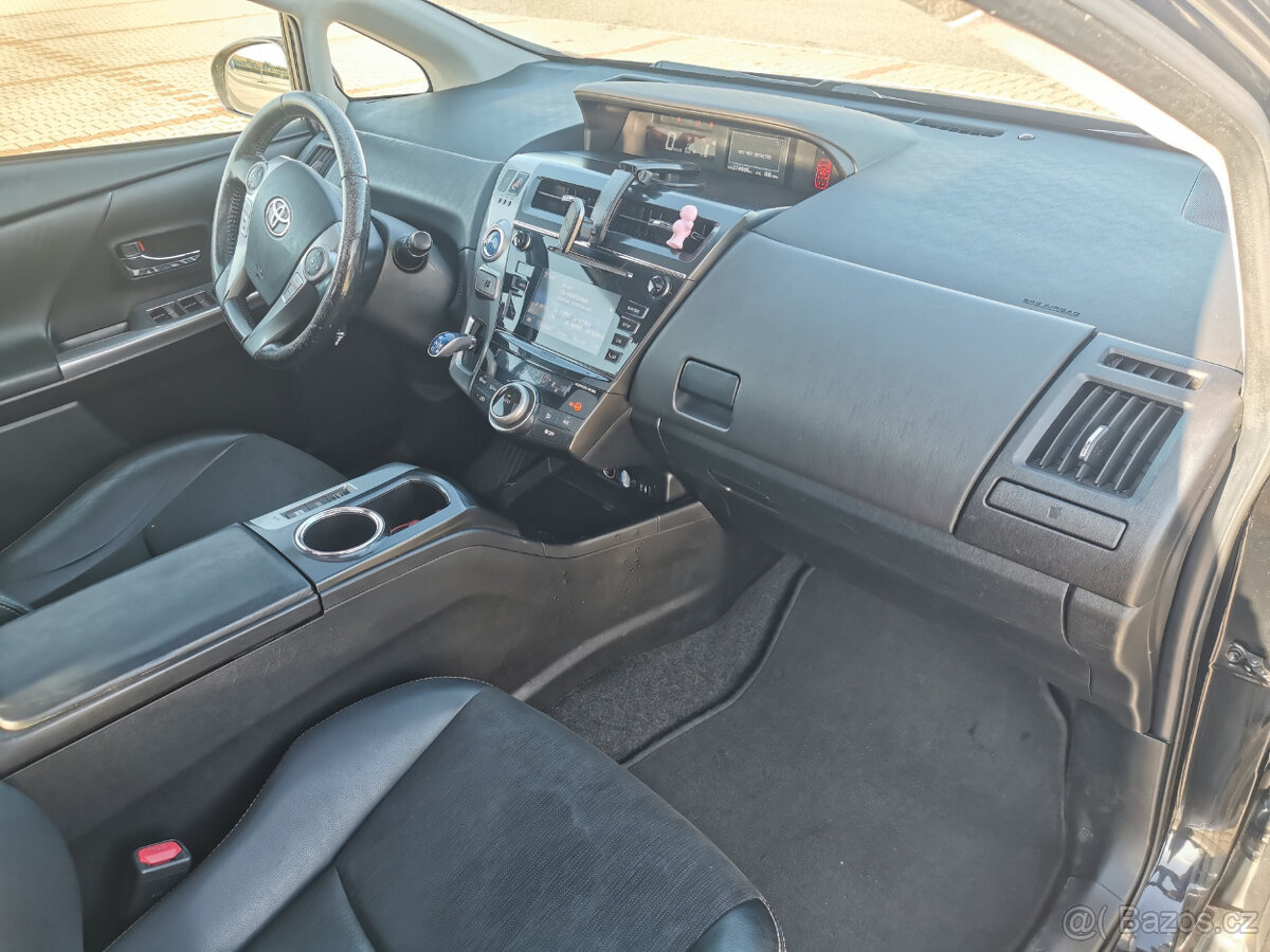 Toyota Prius Plus 7 míst nový model, hybrid 1,8 100kw 2015 - 8