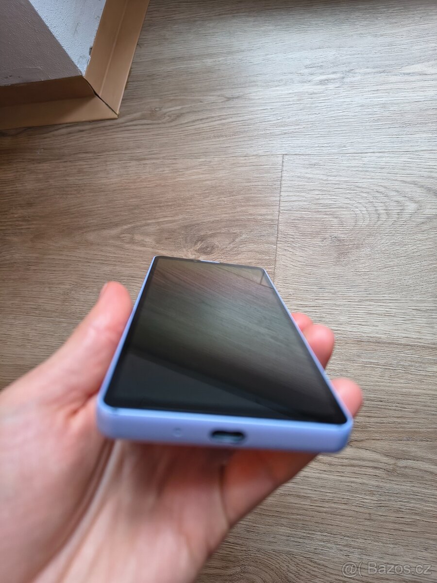 Sony Xperia 10 V 5G 6GB/128GB fialová - 8