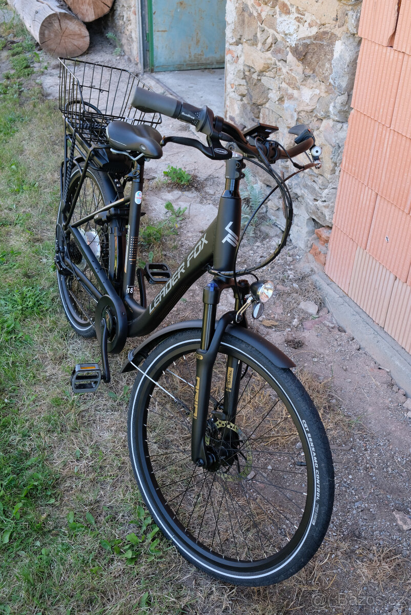 LEADER FOX LOTUS vel. 18 - 8