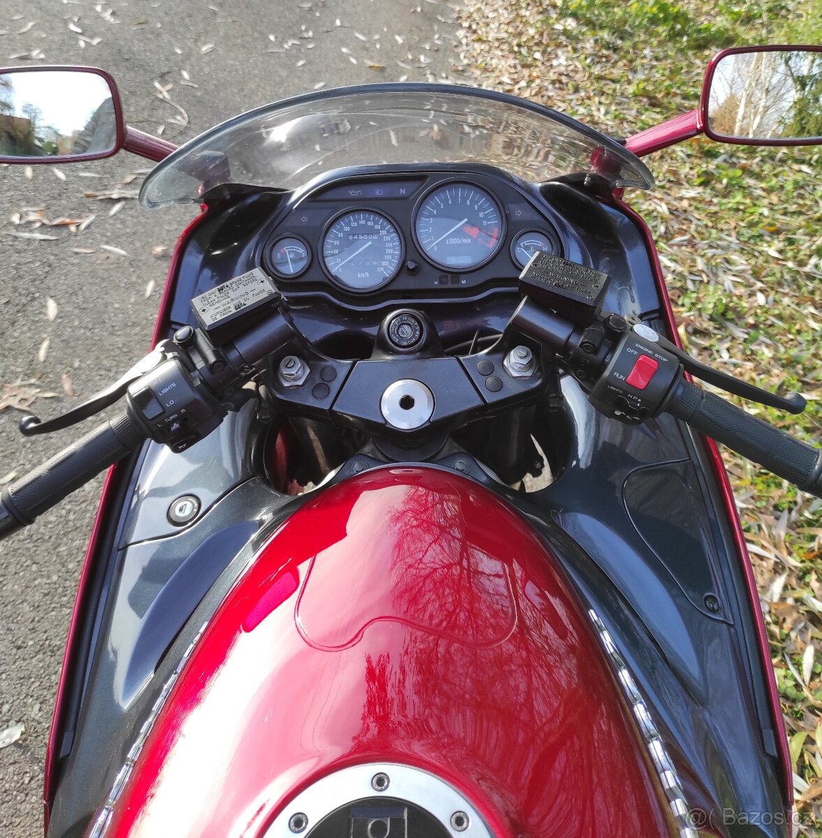 Kawasaki ZZR 1100 - 8