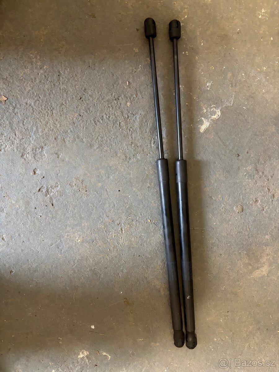 Díly VW touareg 7L - 8