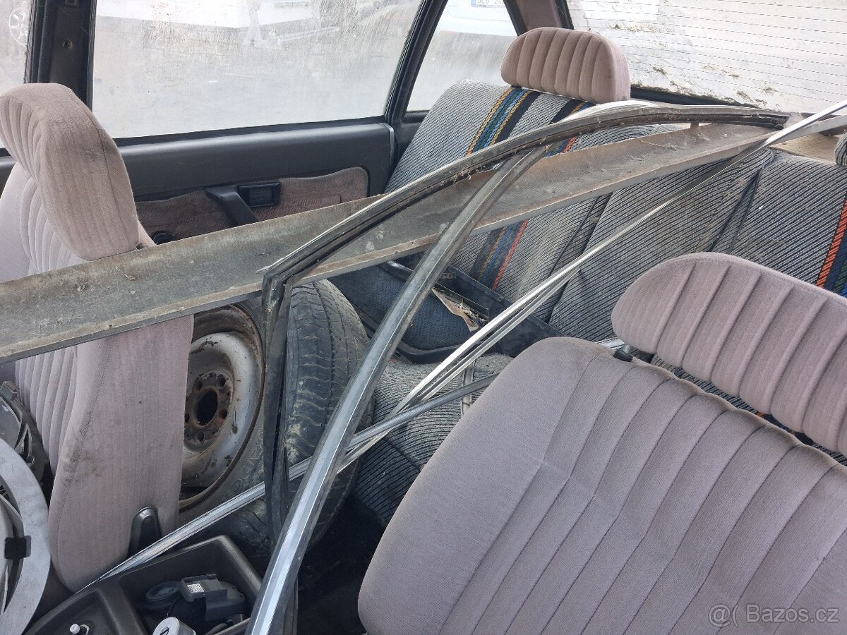 Tatra 613 rok 2004 - 8