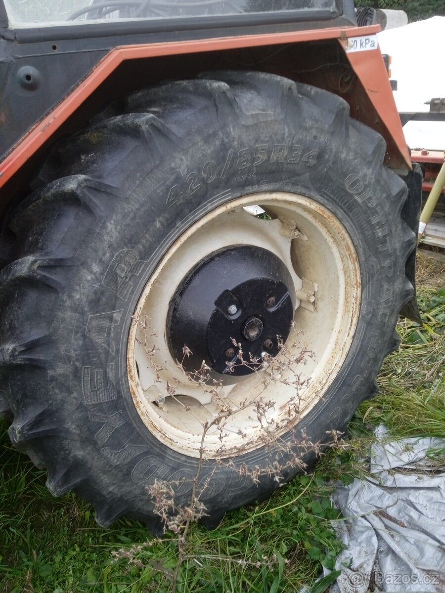 Prodám traktor Zetor 7211 - 8