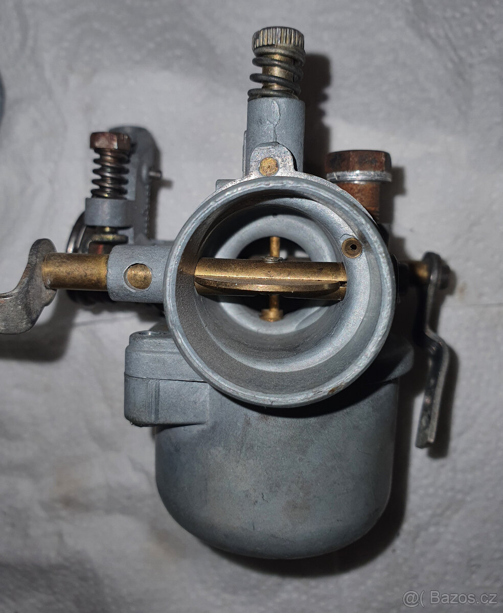 Karburátory na centrály Jikov, VEB Vergaser - 8