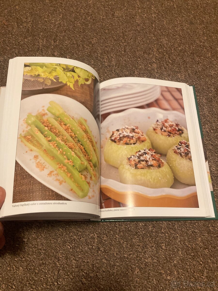 Různé encyklopedické knihy - 8