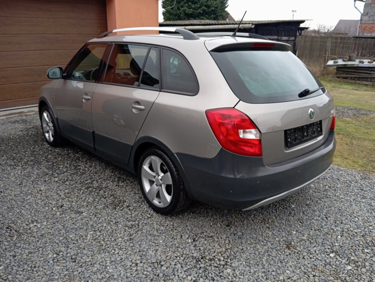 Škoda Fabia Scout, Perfektní stav - 8