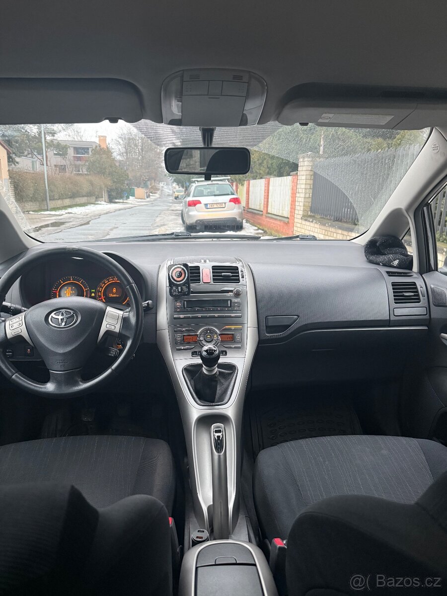Toyota Auris - 8