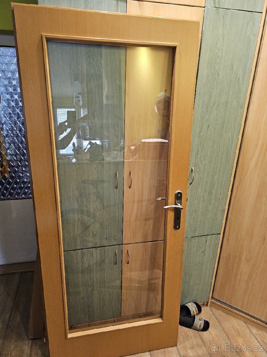 PRODÁM 3X POKOJOVÉ DVEŘE 70CM - 8