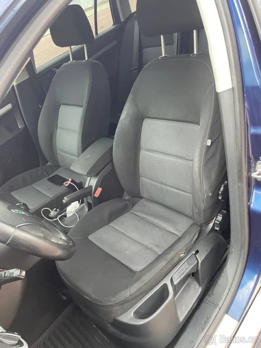Škoda Octavia Combi - 8