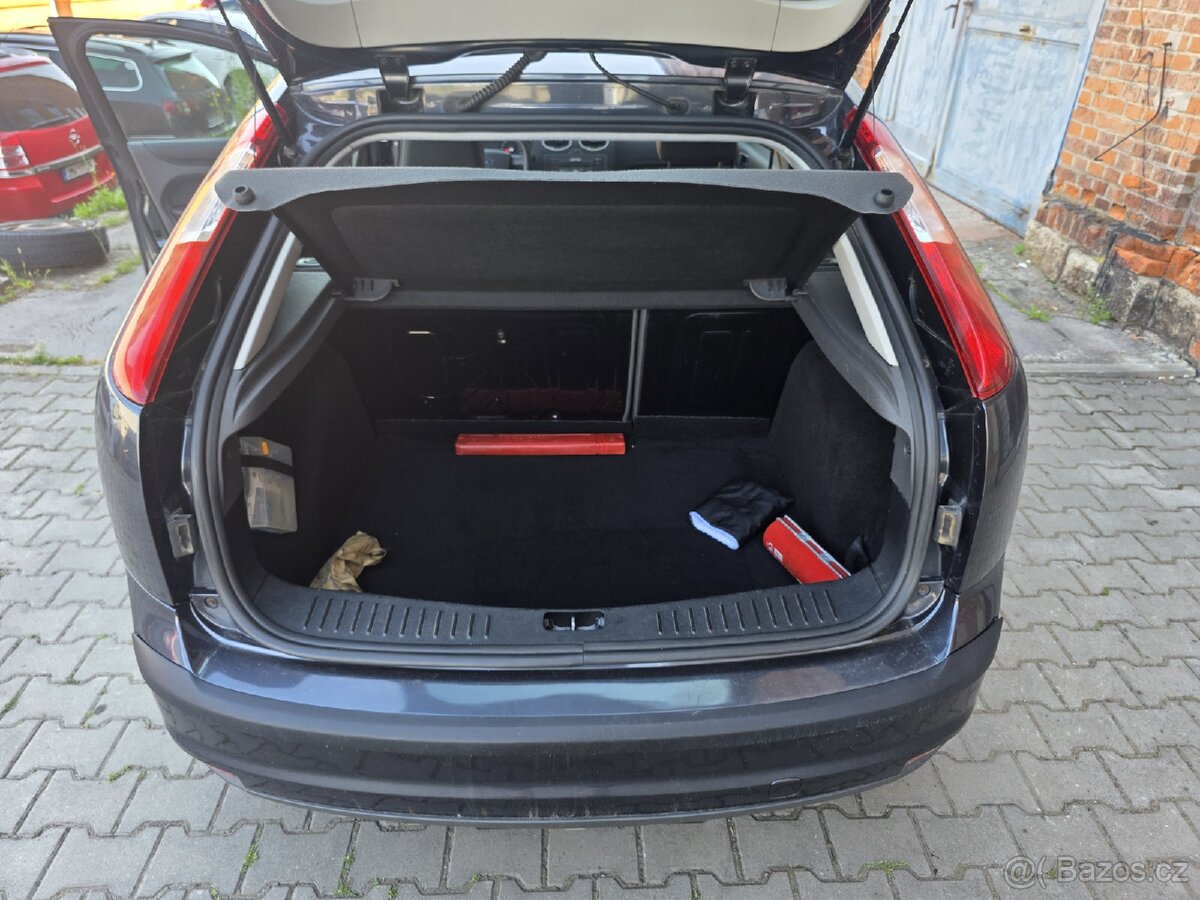 Ford focus 1.6 tdci 66kw 2006 - 8