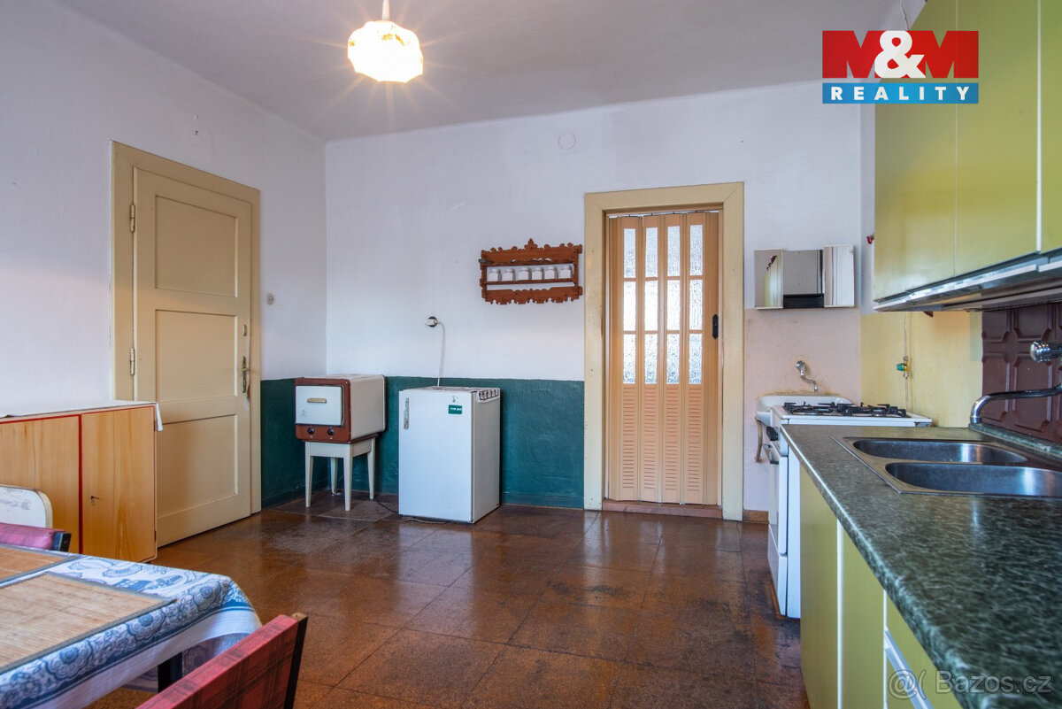 Prodej rodinného domu, 390 m², Záboří - 8