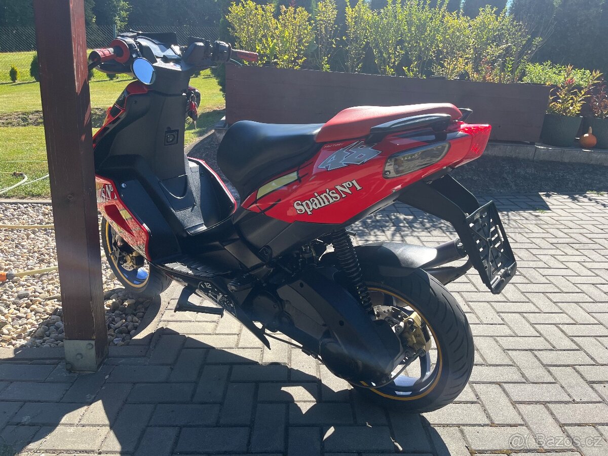 Skůtr Aprilia sr 50 2007 - 8