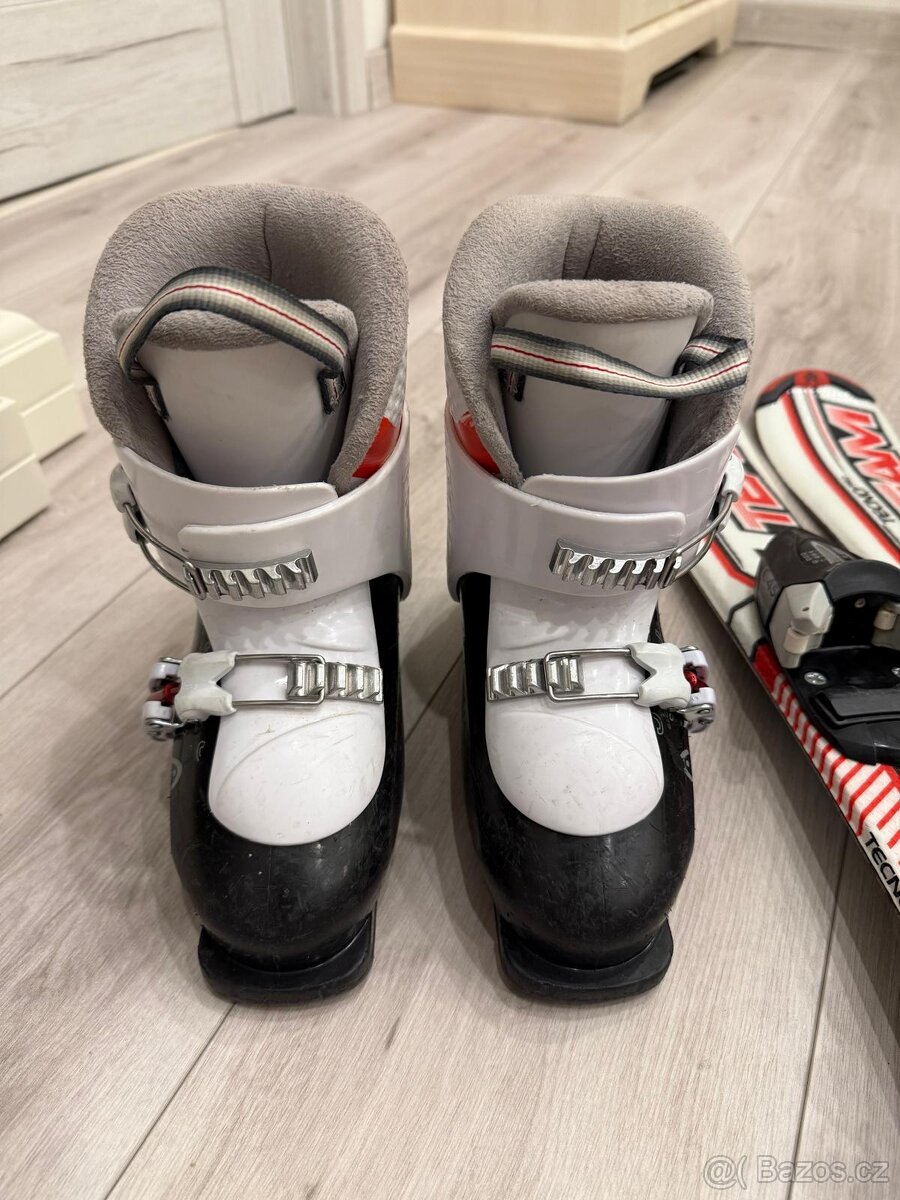 Prodám lyže a boty, dětské, velikost bot 22,2 a lyže 80cm. I - 8