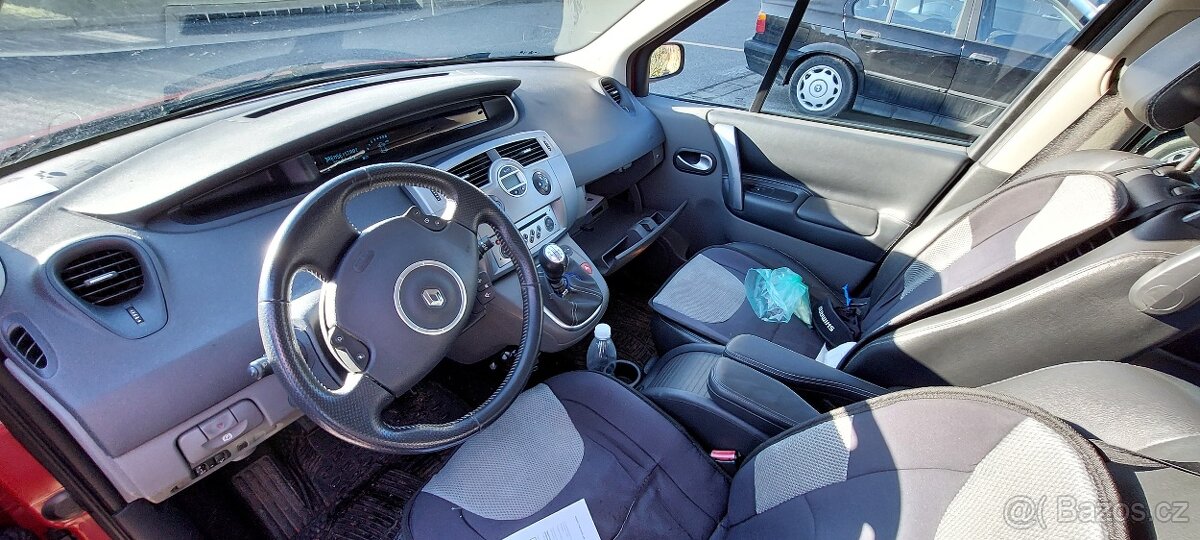 Renault Granscenic II - 8