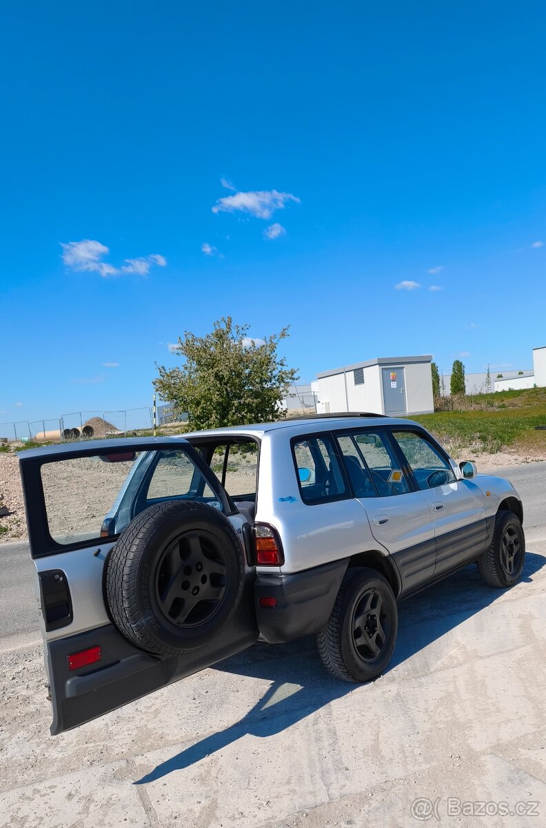 Toyota RAV4 1.gen - 8