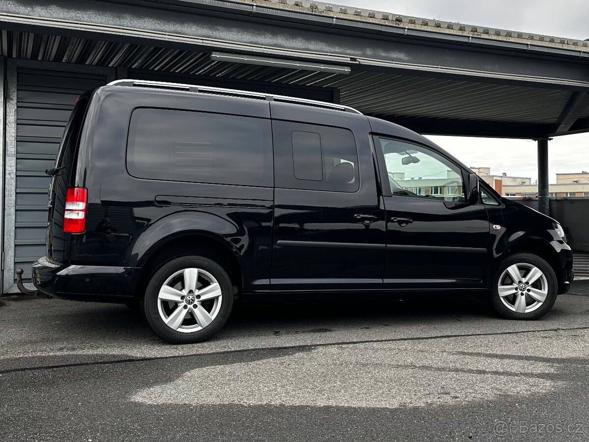 Maxi 2.0tdi 125kw Highline 281000km, DSG, Navi, 5míst - 8