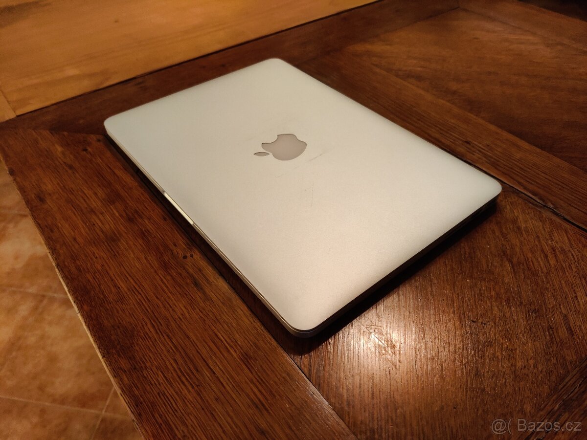 MacBook Pro 13", Early 2015, i5, 8GB RAM, 128GB SSD - 8