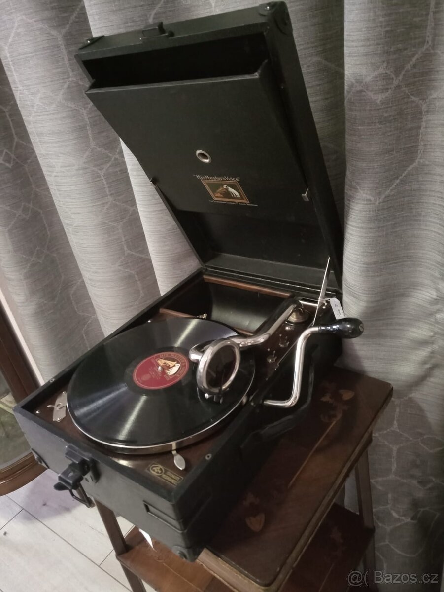 Kufříkový gramofon His Masters Voice - 8