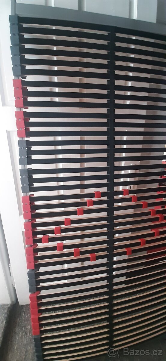 Buková postel s roštem - 8