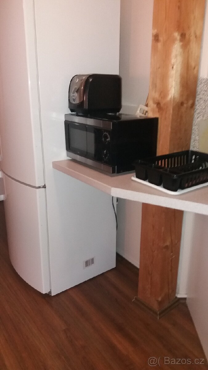 Pronajem pokoje v rod. domě u Rican - 8