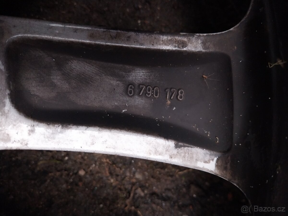 BMW kola 245/40/19 - 8