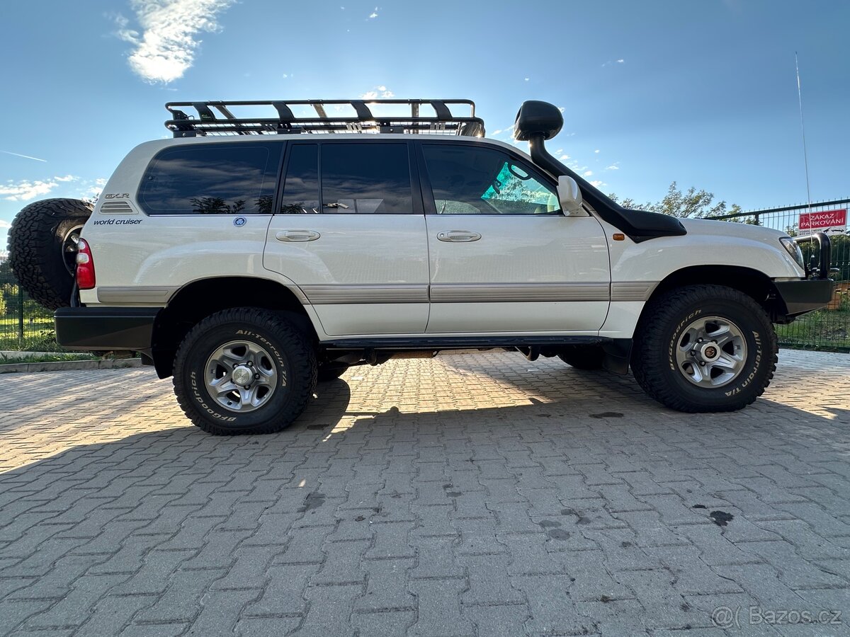 Toyota Land Cruiser 105 Perfektní - 8