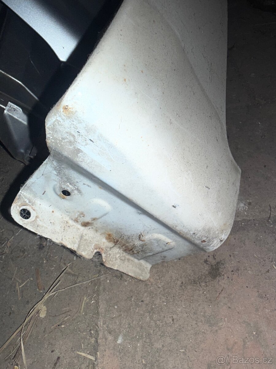 Subaru blatníky - 8